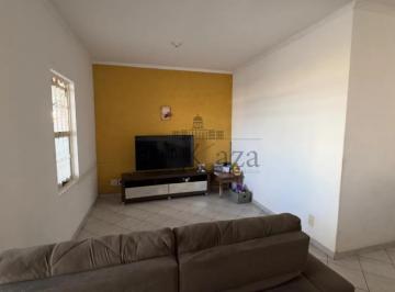 Casa · 300m² · 3 Quartos · 3 Vagas · Casa - Parque Industrial - 3 Dormitórios - 207m².