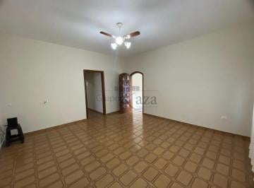 Casa · 252m² · 2 Quartos · 2 Vagas · Casa - Jardim Uirá - 2 Dormitórios - 104m².