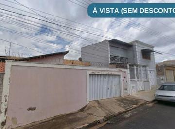 Modelo com Somente À Vista.jpg · Casa em Orlando da Costa Telles - Uberaba/MG