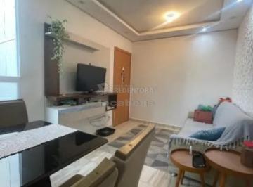 Apartamento · 48m² · 2 Quartos · 1 Vaga · Ótimo apartamento de 2 dormitórios no Rios de Spagna