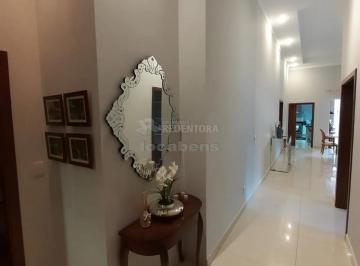 Casa · 400m² · 3 Quartos · 2 Vagas · Casa de Alto Padrão no Condomínio Gaivota 1