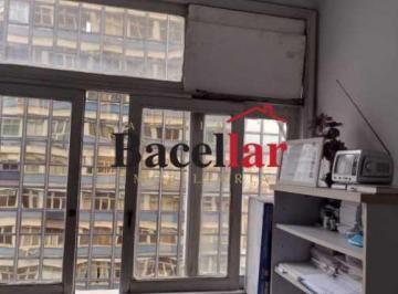 Comercial · 21m² · 1 Quarto · Sala : / Comercial / Centro