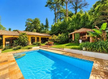 Casa · 302m² · 5 Quartos · 6 Vagas · Casa em Jardim Colibri, Cotia/SP de 302m² 5 quartos à venda por R$ 1.550.000,00