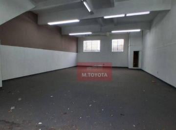 Comercial · 130m² · 2 Vagas · Sala Comercial para alugar em Cocaia de 130.00m² com 2 Garagens