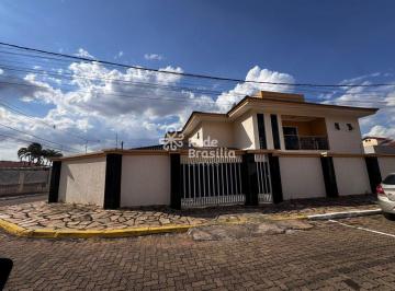 Casa · 560m² · 6 Quartos · 3 Vagas · CASA ESPAÇOSA NO SHA 5 - ARNIQUEIRA | LOTE 400M² | 6 QUARTOS | 3 SUÍTES