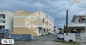Casa · 82m² · 2 Quartos · 1 Vaga · Casa Geminada com 2 quartos/dormitórios no bairro Centro, em Garopaba - SC