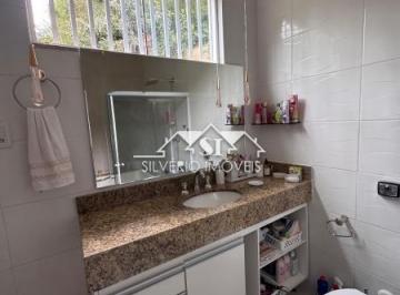 Imagem 1 · Casa para venda em Castelanea, Petrópolis