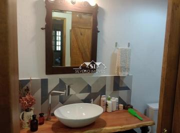 Imagem 1 · Casa para venda em Araras, Petrópolis