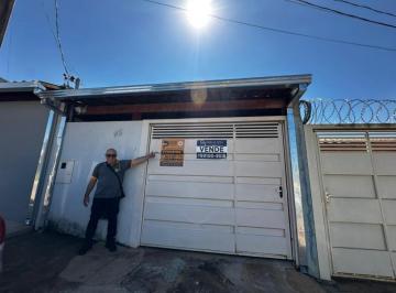 Imagem 1 · Casa para venda em Centro, Nepomuceno