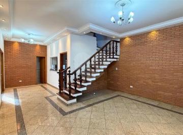 Casa · 230m² · 3 Quartos · 2 Vagas · Casa com 3 quartos à venda em Indianópolis - SP