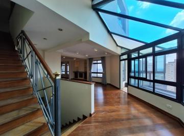 Apartamento · 320m² · 3 Quartos · 5 Vagas · Cobertura Triplex para locação, 320m², 3 suítes, 05 vagas, Jacuzzi, Churrasqueir