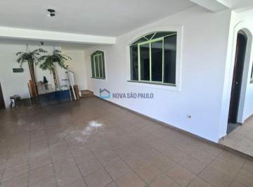 Casa · 220m² · 3 Quartos · 3 Vagas · Sobrado Residencial com 03 dormitórios e 3 vagas de garagens com 220 m² de Área