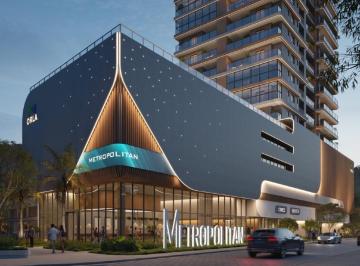 Entrada do Metropolitan com o letreiro na fachada (imagem ilustrativa) · Apartamento de 2 suítes e 72 m² no Metropolitan, Fazendinha, Itajaí
