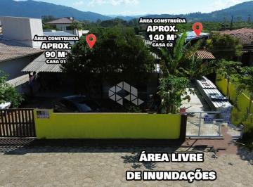 Casa · 79m² · 5 Quartos · 4 Vagas · 2 Casas, 5 dormitório/quartos em Garopaba - Perto de Tudo e das Praias!