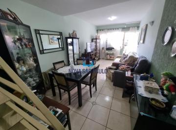 Casa · 70m² · 2 Quartos · 2 Vagas · Casa de Vila, cômodos grandes, 2 Quartos, Edícula, Quintal, 2 vagas ! 6 min a pé