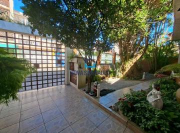 Casa · 130m² · 2 Quartos · 5 Vagas · Casa térrea à venda em Mirandópolis com 2 dormitórios e 5 vagas de garagem.