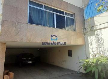 Casa · 246m² · 4 Quartos · 6 Vagas · Casa ampla com 4 dormitórios e 6 vagas na Vila Gumercindo/ Próximo ao Metrô Alto do Ipiranga