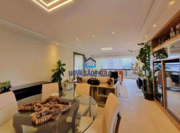 Apartamento · 211m² · 4 Quartos · 3 Vagas · Apartamento 211m² 04 dormitórios 03 suítes 03 vagas de garagem - Moema Pássaros