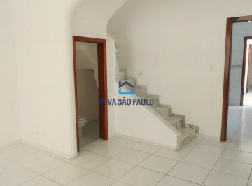 Casa · 202m² · 3 Quartos · 2 Vagas · Sobrado a venda de 202 m², com 3 suites, 2 vagas e com edícula