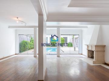 Casa · 440m² · 3 Quartos · 4 Vagas · Casa à venda com 490 m² , 3 suítes, 3 vagas de garagem em Rua fechada