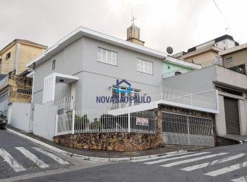 Casa · 167m² · 3 Quartos · 2 Vagas · Casa à venda em rua tranquila!