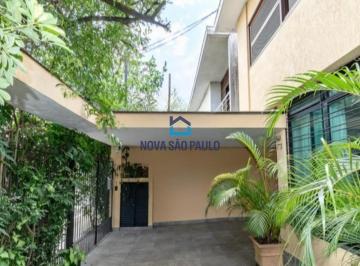 Casa · 180m² · 3 Quartos · 3 Vagas · Casa à venda em Moema.