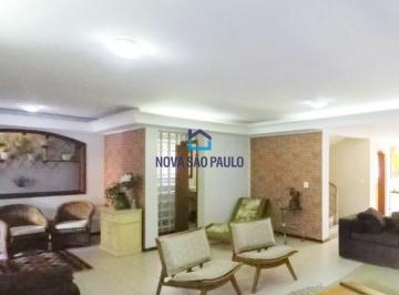 Casa · 480m² · 4 Quartos · 4 Vagas · Amplo sobrado disponível para venda na região da Cursino