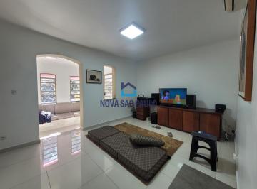 Casa · 111m² · 3 Quartos · 2 Vagas · Sobrado Comercial - 15 minutos andando metrô Santa Cruz.