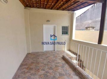 Casa · 180m² · 3 Quartos · 2 Vagas · Casa à venda para investidor - 3 moradias individualizadas.