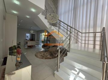 Casa · 304m² · 5 Quartos · 4 Vagas · Casa de Condomínio para venda em Jardim Pau Brasil de 304.00m² com 5 Quartos, 3 Suites e 4 Garagens