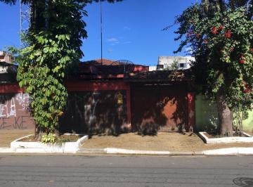 Casa · 200m² · 3 Quartos · 4 Vagas · Casa para venda em Centro de 200.00m² com 3 Quartos e 4 Garagens