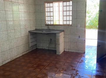 Casa de 2 quartos, Santo Antônio do Descoberto · Casa com amplo espaço na Rua Vila Esperança