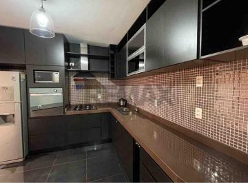 Casa · 220m² · 3 Quartos · 2 Vagas · Sobrado para venda em Parque Universitário de 219.98m² com 3 Quartos, 3 Suites e 2 Garagens