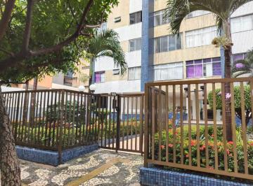 Apartamento de 3 quartos, Salvador · Apartamento, 3/4 , sendo 2 suítes. Itaigara.