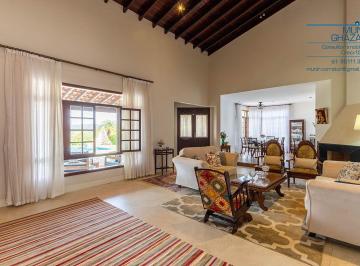Casa de 4 quartos, Brasília · SMPW QUADRA 17, Uma casa super aconchegante e com uma vista belissima para a FAL