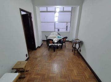Apartamento · 35m² · 1 Quarto · Apartamento original quarto e sala na melhhor rua do Leme