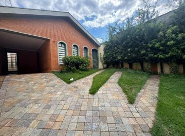Casa · 282m² · 3 Quartos · 4 Vagas · Casa sobrado à venda com 03 quartos, sendo 01 suíte e varanda com área de churrasco e piscina no bai