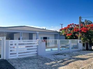 Casa · 255m² · 5 Quartos · 2 Vagas · Casa à venda - em Nereidas