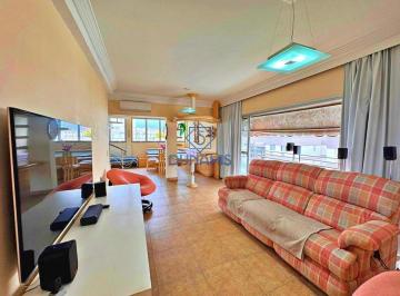Apartamento · 182m² · 3 Quartos · 2 Vagas · Cobertura em Jardim Praiano, Guarujá/SP de 182m² 3 quartos à venda por R$ 700.000,00