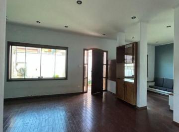 Casa · 249m² · 3 Quartos · 6 Vagas · Casa para venda em Jardim Bela Vista de 249.00m² com 3 Quartos, 1 Suite e 6 Garagens