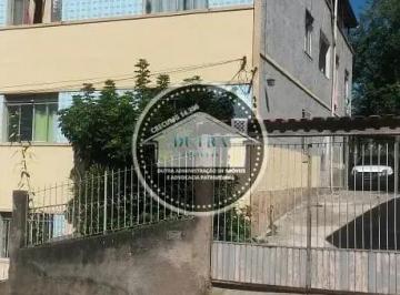 Apartamento · 68m² · 2 Quartos · 1 Vaga · Apartamento em Esplanada, Juiz de Fora/MG de 68m² 2 quartos para locação R$ 800,00/mes