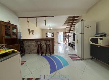 Casa · 92m² · 3 Quartos · 1 Vaga · Casa em Peró, Cabo Frio/RJ de 92m² 3 quartos para locação R$ 3.500,00/mes