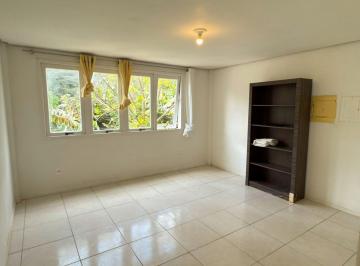Apartamento · 50m² · 1 Quarto · Apartamento em Capoeiras, Florianópolis/SC de 50m² 1 quartos para locação R$ 1.950,00/mes