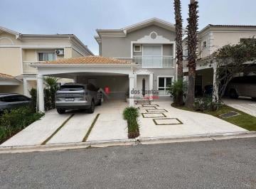 Casa · 250m² · 3 Quartos · 2 Vagas · Tamboré 07 — Casa charmosa e reformada com espaço gourmet e jacuzzi.