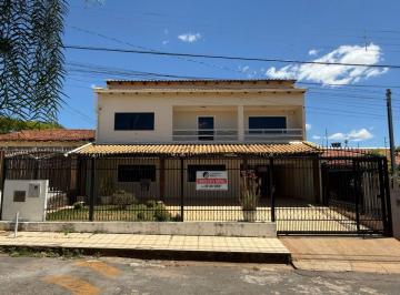 Casa de 5 quartos, Sobradinho · EXCELENTE SOBRADO COM 4 SUÍTES NA QUADRA 16 – SOBRADINHO/DF