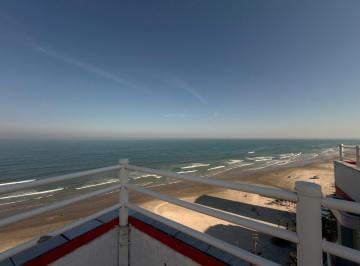 Apartamento · 64m² · 2 Quartos · 1 Vaga · Apartamento Frente mar - Real, Praia Grande