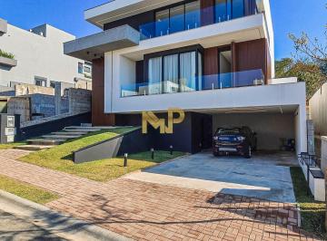 Casa · 325m² · 3 Quartos · 4 Vagas · Casa de Condomínio para venda em Jardim Samambaia de 325.00m² com 3 Quartos, 3 Suites e 4 Garagens