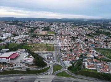 Comercial · 327m² · 5 Vagas · Galpão / Depósito / Armazém para alugar em Jardim Toledo de 327.00m² com 5 Garagens