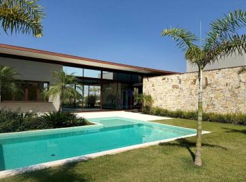 Casa · 380m² · 4 Quartos · 3 Vagas · Casa de Condomínio para venda e aluguel em Condomínio Fazenda Dona Carolina de 380.00m² com 4 Quarto
