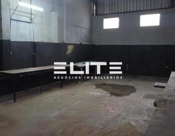 Comercial · 448m² · 10 Vagas · Galpão comercial para aluguel no Bairro Santa Maria, em Santo André